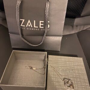 Zales Silver Heart Necklace .